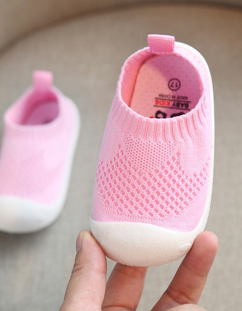 Load image into Gallery viewer, Toddler shoes
