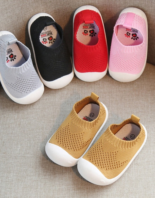 Load image into Gallery viewer, Toddler shoes
