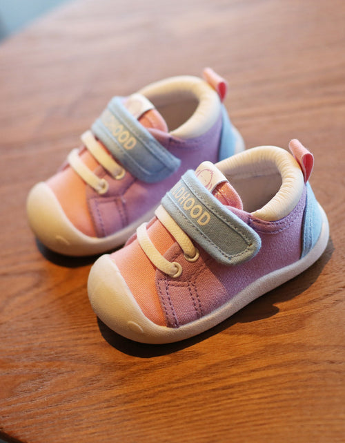 Load image into Gallery viewer, Toddler shoes
