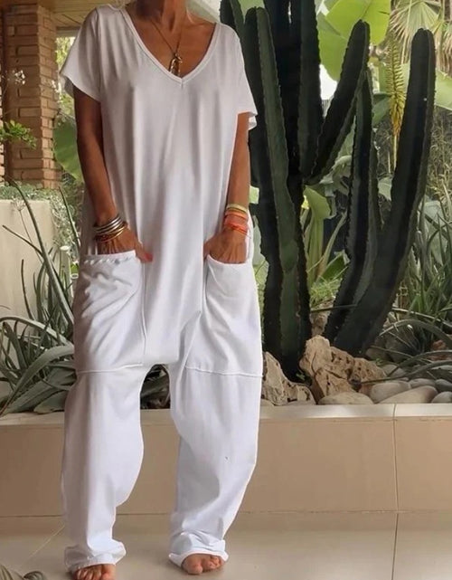 Load image into Gallery viewer, European And American Solid Color And V-neck Oversized Pocket Low-grade Jumpsuit
