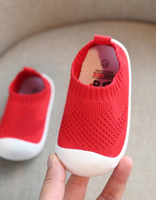 Load image into Gallery viewer, Toddler shoes
