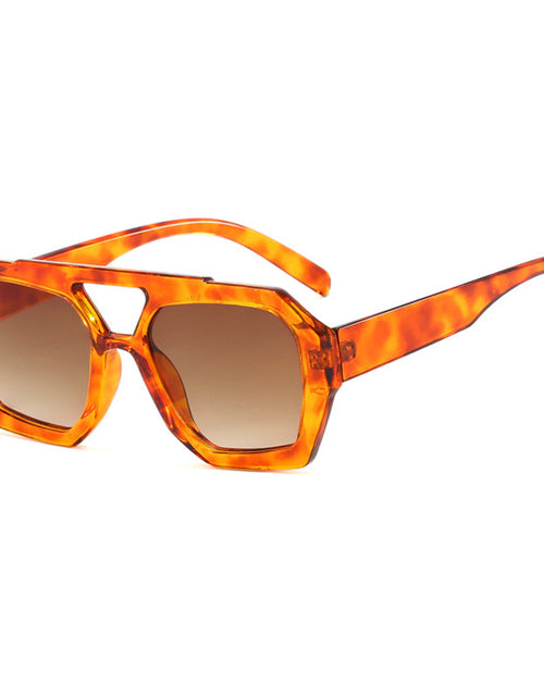 Load image into Gallery viewer, Big Frame Leopard Sunglasses Summer Sunshade Beach Vacation Glasses
